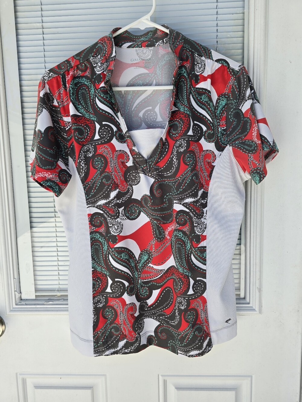 Golf America Colorful Paisley V-Neck Active Top XL